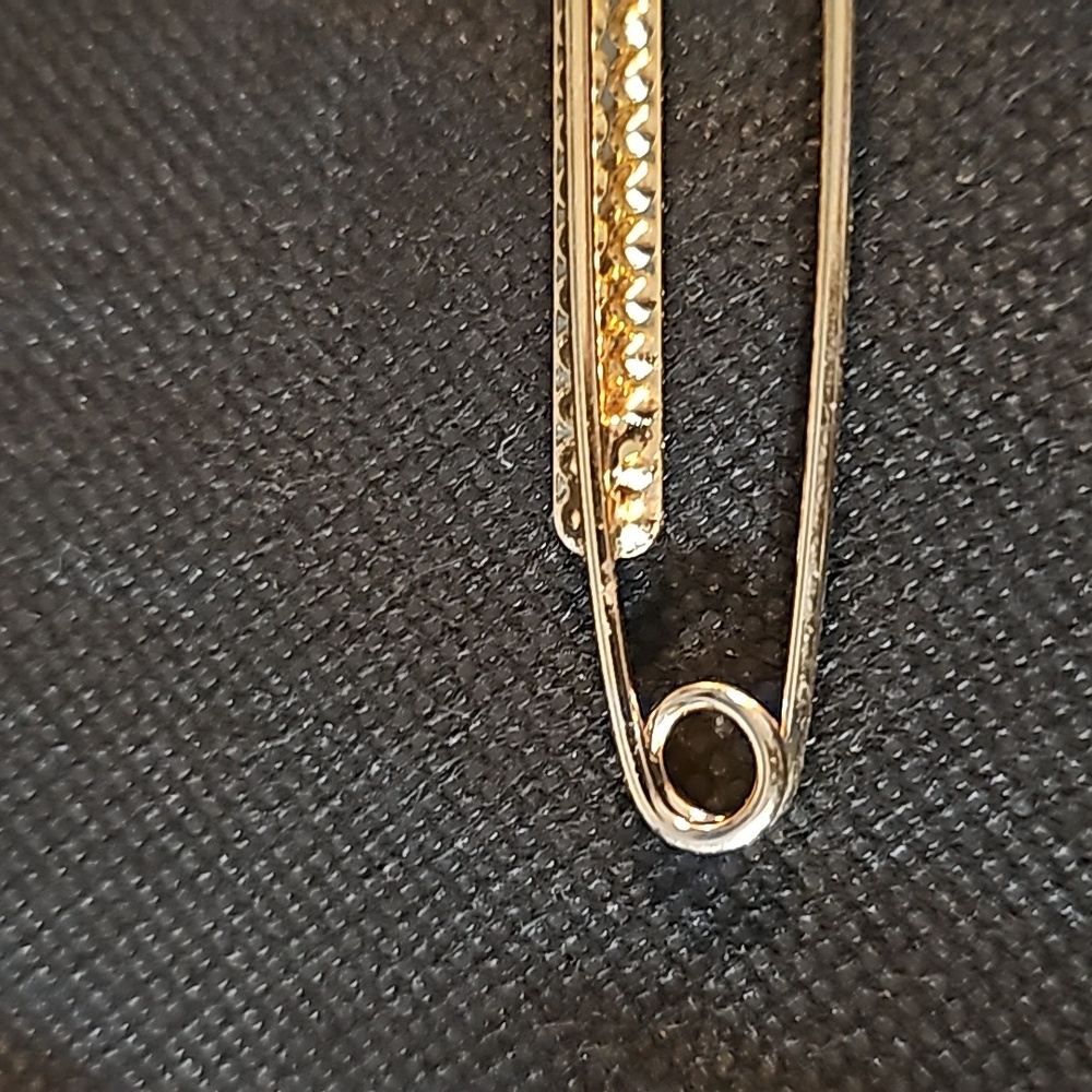 Gold Rhinestone Jumbo Paper Clip - Picture 6 of 8